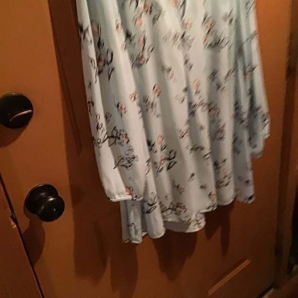 Top - Picture 4 of 4